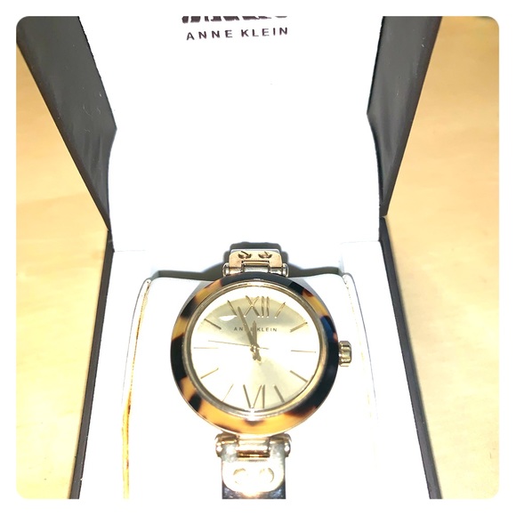 Anne Klein women’s watch - Picture 1 of 3